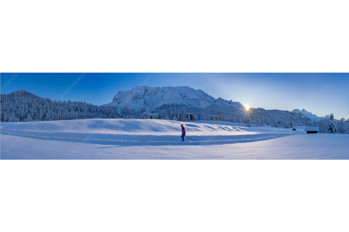 Langlauf in Märchenhafter Schneelandschaft | Seitenverhältnis 4:1