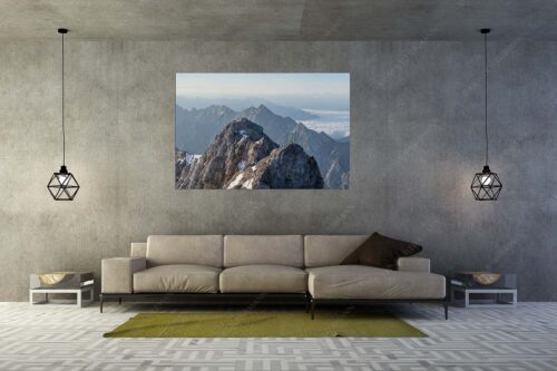 Früh am Morgen unterwegs auf dem Jubiläumsgrat Richtung Alpspitze - Auf dem Grat - Größe ca. 180x120cm, Seitenverhältnis 3:2 - Zugpitze Jubiläumsgrat - weitere Infos unter https://www.kriner-weiermann.de