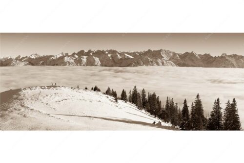 Eine Winterwanderung am Simetsberg über Wolkenmeer mit Karwendel - auf der Sonnenseite - Seitenverhältnis 2,5:1 - Simetsberg mit Karwendel - weitere Infos unter https://www.kriner-weiermann.de