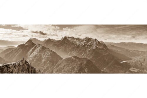 Blick vom Karwendel auf Arnspitzen und Wettersteinmassiv - Aussichtspunkt - Seitenverhältnis 3:1 - Heinrich-Noe-Weg im Karwendel - weitere Infos unter https://www.kriner-weiermann.de