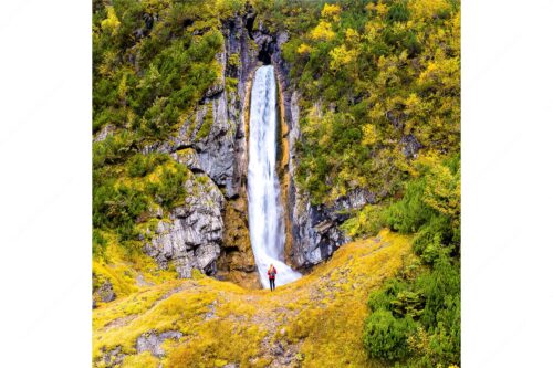 Partnachfall im Reintal im Wettersteingebirge - Beeindruckt - Seitenverhältnis 1:1 - Wasserfall im Wetterstein - weitere Infos unter https://www.kriner-weiermann.de