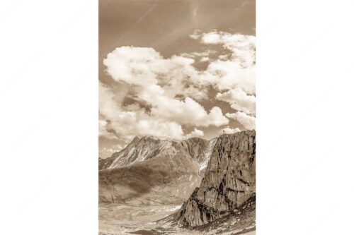 Bergsteiger mit Blick aufs Gatterl und kleinem Wanner im Wettersteingenbirge - Gatterlblick - Seitenverhältnis 2:3 - Gatterl und Hochwanner im Wetterstein - weitere Infos unter https://www.kriner-weiermann.de