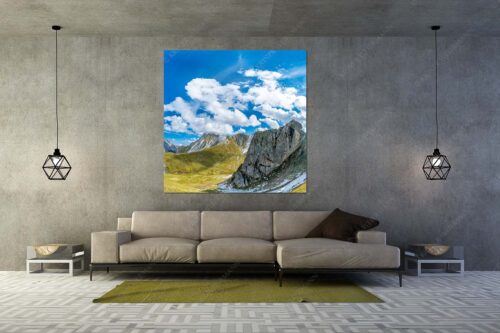 Bergsteiger mit Blick aufs Gatterl und kleinem Wanner im Wettersteingenbirge - Gatterlblick - Größe ca. 160x160cm, Seitenverhältnis 1:1 - Gatterl und Hochwanner im Wetterstein - weitere Infos unter https://www.kriner-weiermann.de