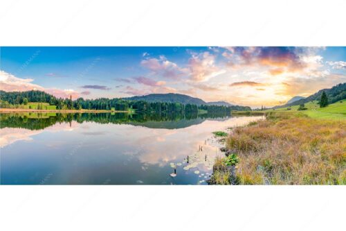 Sonnenuntergang am Geroldsee mit Wettertstein und Wank - Harmonie - Seitenverhältnis 2,5:1 - Abendstimmung am Geroldsee - weitere Infos unter https://www.kriner-weiermann.de