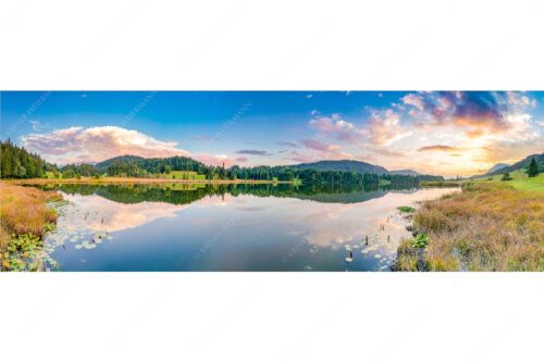 Sonnenuntergang am Geroldsee mit Wettertstein und Wank - Harmonie - Seitenverhältnis 3:1 - Abendstimmung am Geroldsee - weitere Infos unter https://www.kriner-weiermann.de