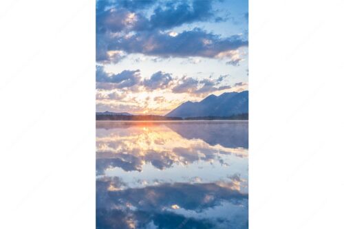 Herrliche Spiegelung bei aufgehender Sonne am Barmsee - Spiegelsaal - Seitenverhältnis 2:3 - Morgenstimmung am Barmsee - weitere Infos unter https://www.kriner-weiermann.de